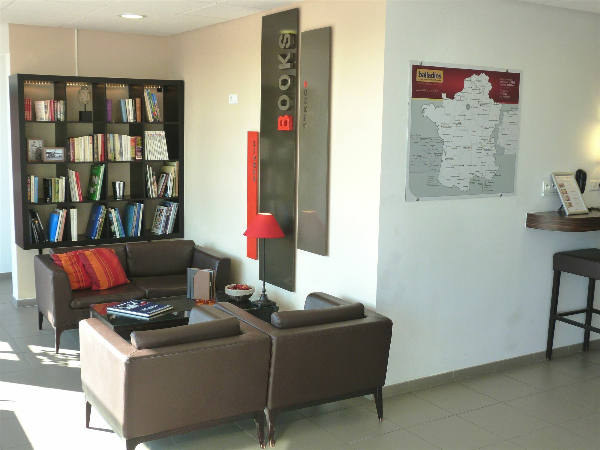 Dc Hotel Charleroi Airport المظهر الخارجي الصورة