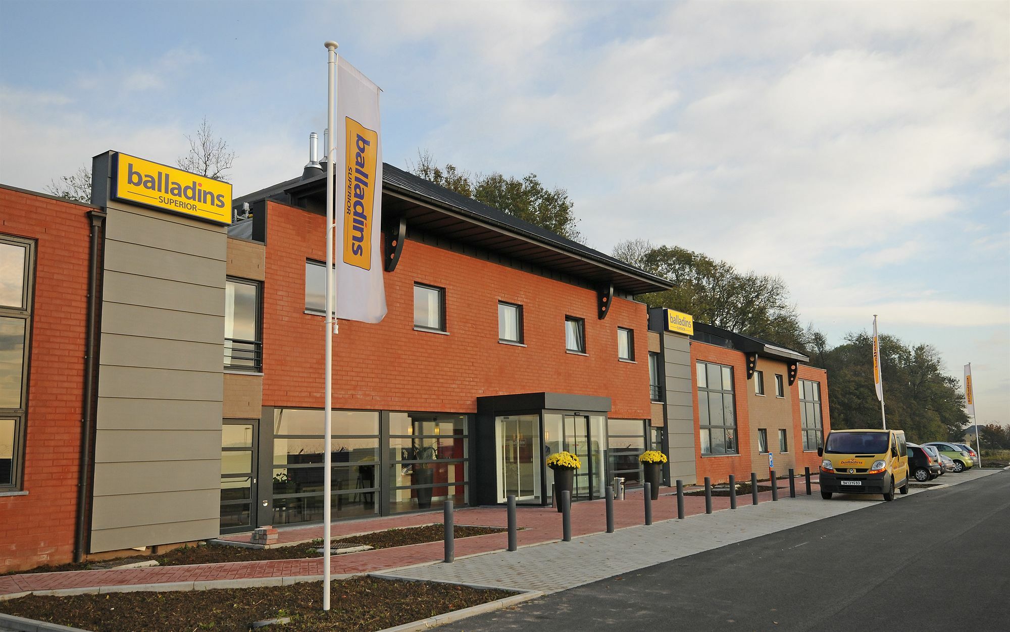 Dc Hotel Charleroi Airport المظهر الخارجي الصورة